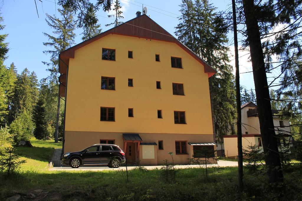Apartmány Olympia Zelezna Ruda Exterior foto